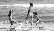 Encuesta: ¿Consideras adecuado que los hijos vean desnudos a sus padres?
