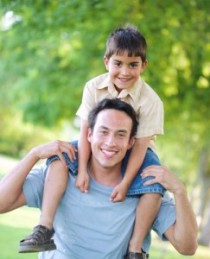 Mi hijo único tiene celos de su padre 